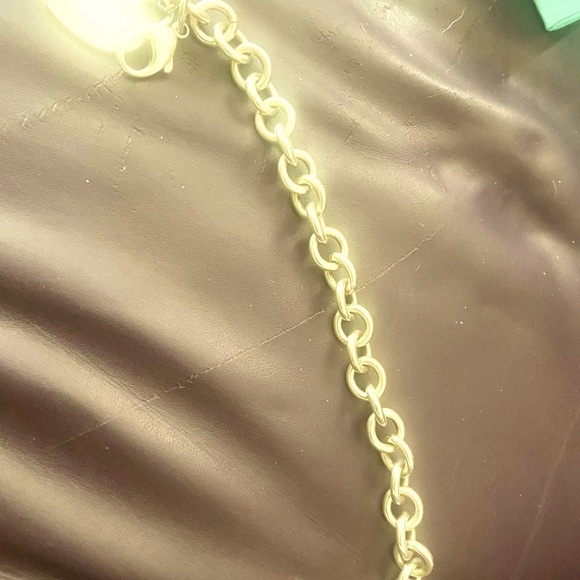 💕Authentic Tiffany Retired Heart Bracelet - Picture 16 of 16